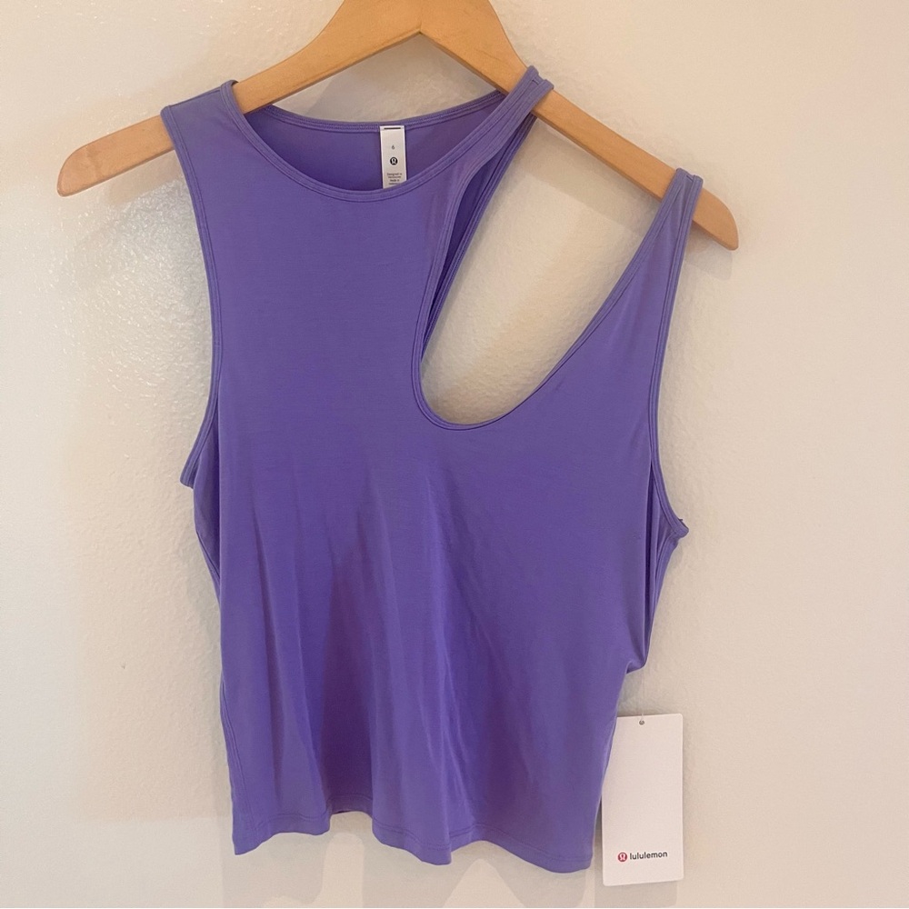 lululemon athletica Shoulder Cut-Out Yoga Tank NWT Size 6